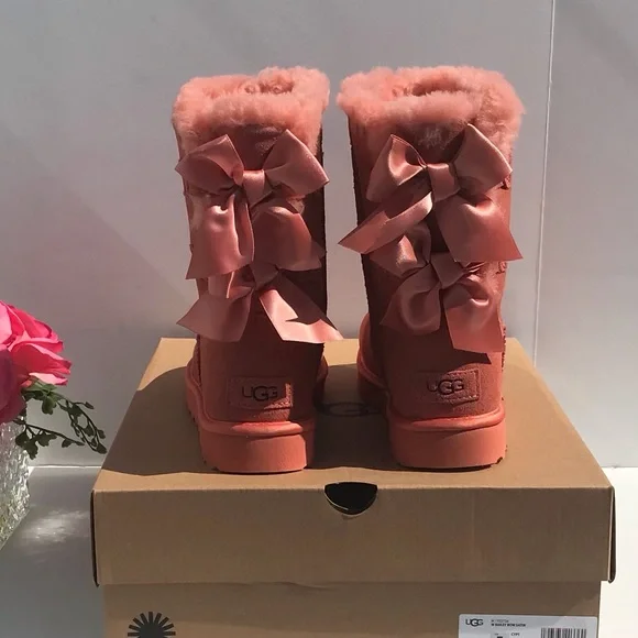 UGG Bailey Bow Satin - Picture 3 of 10